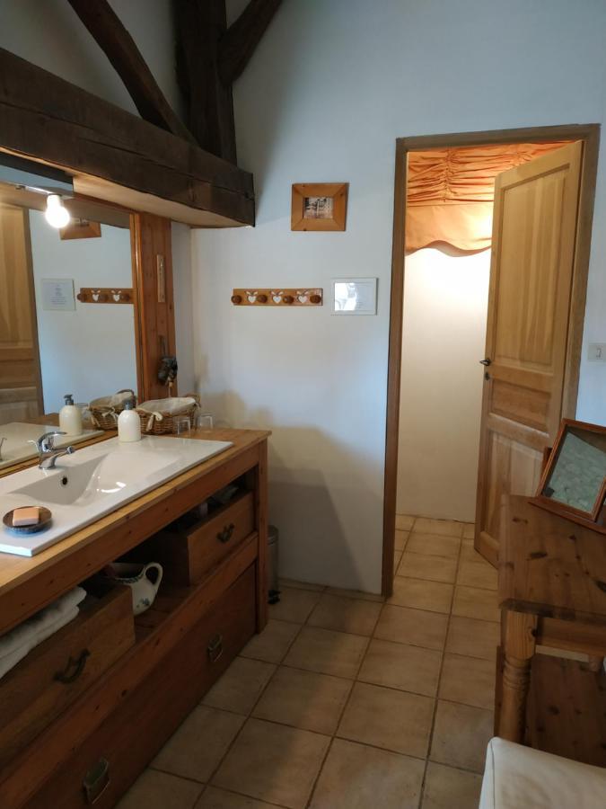 Le Clos Des Fayes Berthegon Eksteriør bilde